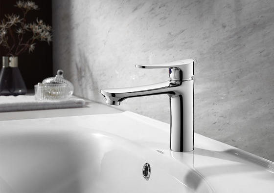 Basin Mixer Tap Bathroom Wash Basin Faucet Brass Water Faucets Lavatory Washroom Hotel